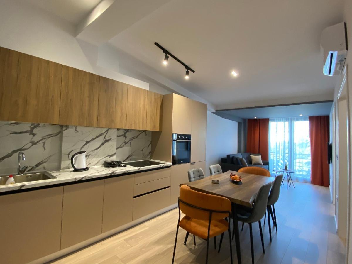 Brand New Apts Located At The City'S Main Square-100 Mbs Wifi Durrës Exterior foto