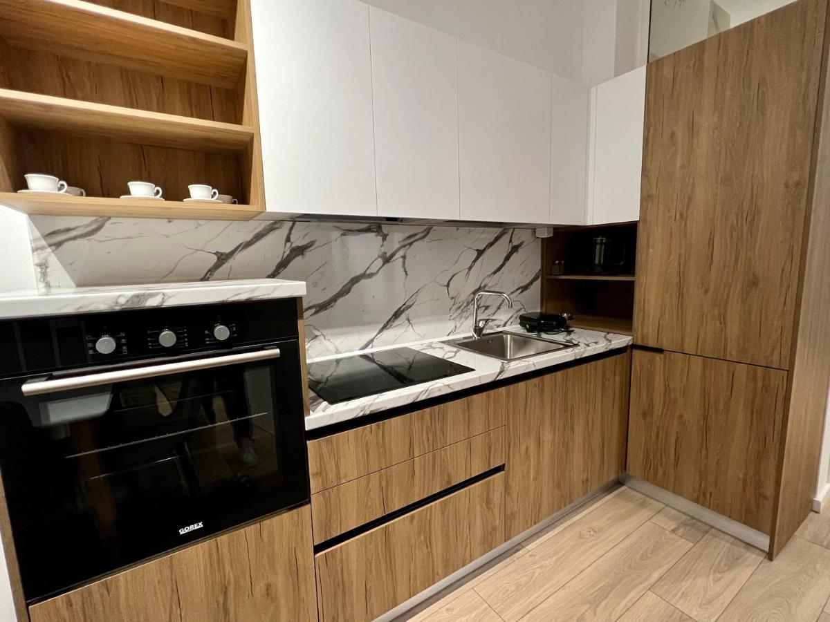 Brand New Apts Located At The City'S Main Square-100 Mbs Wifi Durrës Exterior foto