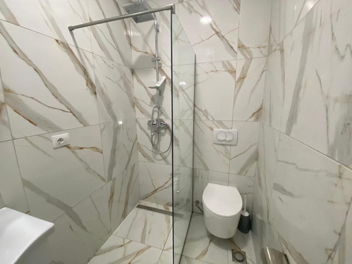 Brand New Apts Located At The City'S Main Square-100 Mbs Wifi Durrës Exterior foto